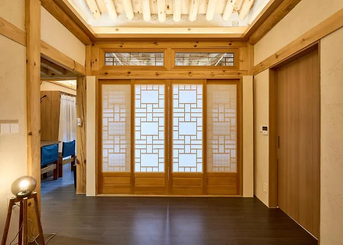Appartement Yurangjae#jongmyo#seosunra-gil#hanok Stay#jongno Hanok Accommodation#changdeokgung Palace#bukchon Hanok Village#national Museum Of Art Seoel