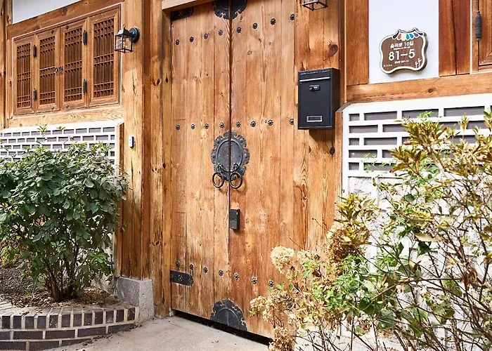 Yurangjae#jongmyo#seosunra-gil#hanok Stay#jongno Hanok Accommodation#changdeokgung Palace#bukchon Hanok Village#national Museum Of Art Appartement